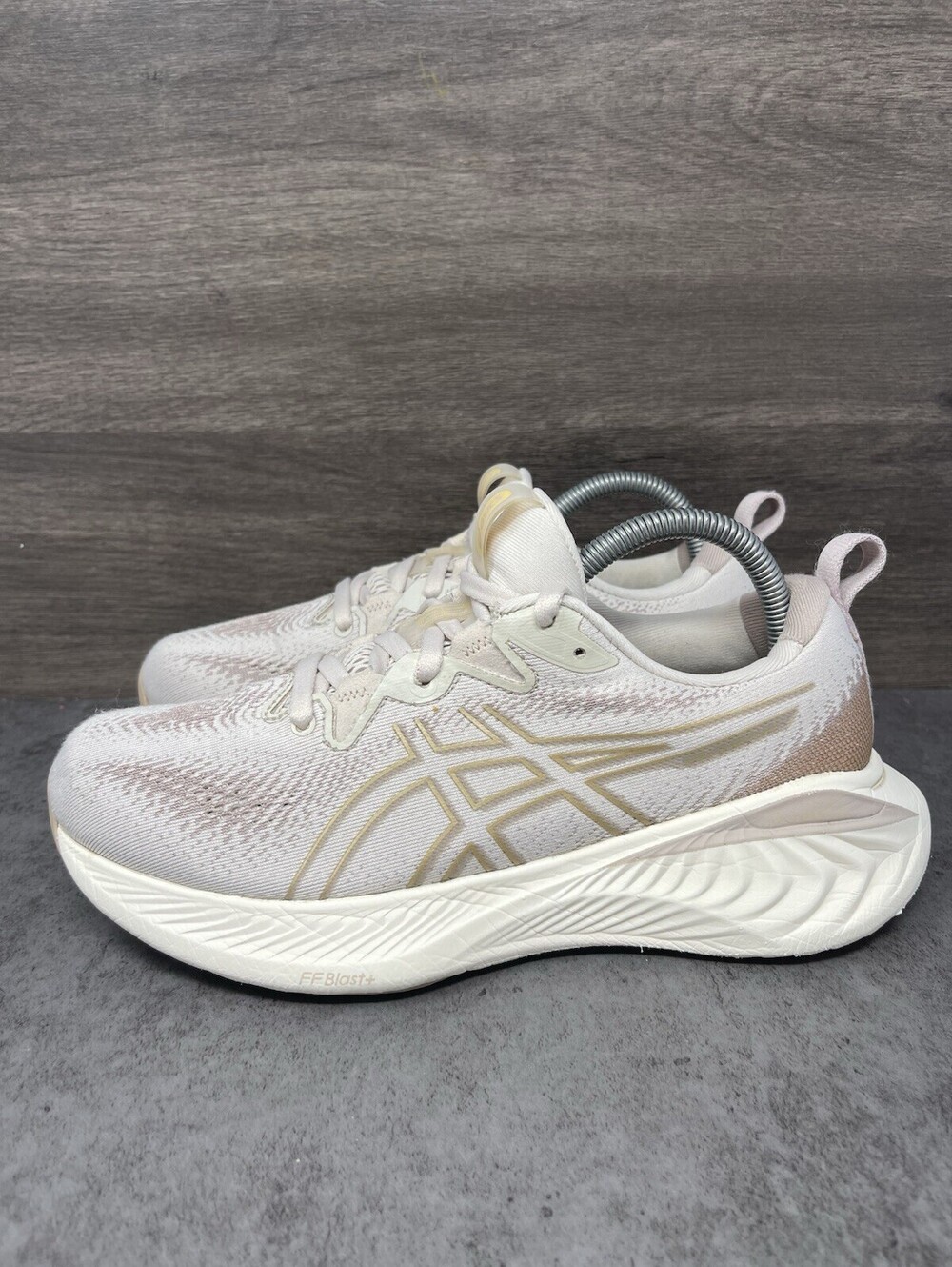 ASICS Gel Nimbus 26 Cream Beige Womens Size 8.5 Running Walking Shoes 1012B441